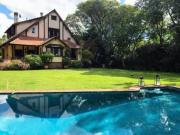 Casa en venta en Beccar, vias Libertador, con 1305 m2 de...