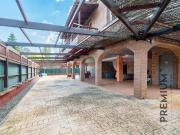 Casa en venta en Begues. casa independiente. Casas.