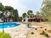 Casa en venta en Bellaterra. Casa independiente con...