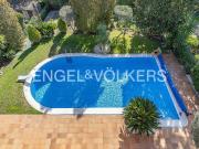 Casa en venta en Bellaterra. Espectacular y soleada casa...