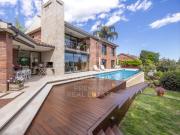 Casa en venta en Bellaterra. Maravillosa casa de diseño...