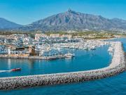Casa en venta en Benahavís, El Madroñal. Impresionante...