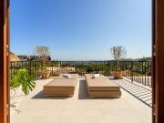 Casa en venta en Benahavís, La Quinta. Villa Cina Villa...