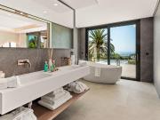 Casa en venta en Benahavís, Los Flamingos. VILLA DE...