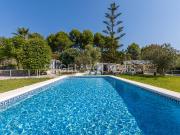 Casa en venta en Beniarbeig. Finca de ensueño con jardín...