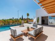 Casa en venta en Benijófar. Pertenece a conjunto...