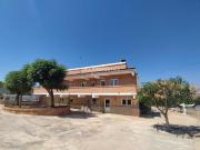Casa en venta en Bétera, Centro. Dos chales juntos en un...