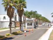 CASA EN VENTA EN BLVD BERNARDO QUINTANA UNIDAD...