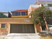 Casa en venta en Blvrd. Popocatépetl, col. Lomas de...