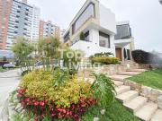 Casa En Venta En Bogota En Cedritos V238331