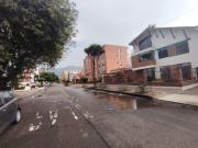 Casa En Venta En Bogota En Cedritos V334793