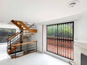 Casa En Venta En Bogota En Gratamira V187436