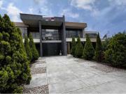 Casa En Venta En Bogota En Guaymaral V222563