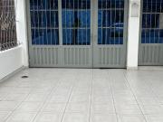 Casa En Venta En Bogota En Modelia V208990