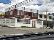 Casa En Venta En Bogota En San Jose De Spring V242280