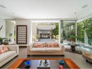 Casa En Venta En Bogota En Santa Ana V222861