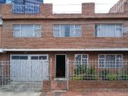 Casa En Venta En Bogota En. V121363