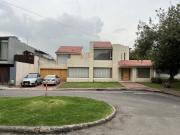 Casa En Venta En Bogota En. V201240