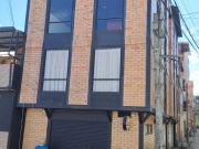 Casa En Venta En Bogota En. V222138