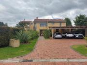 Casa En Venta En Bogota En San Simon V234870