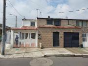 Casa En Venta En Bogota En Villa Luz V234883