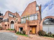 Casa En Venta En Bogota V331109