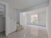 Casa En Venta En Bogota V68320