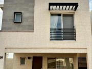 CASA EN VENTA EN BOREAL EN ESQUINA
