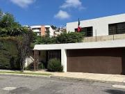 Casa en venta en Bosque de las Lomas, Cancún, Ciudad de...