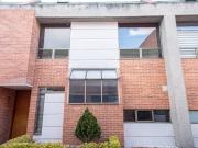 casa en venta en bosque de pinos usaquén. Cod V3697