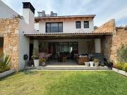 Casa en venta en Bosque real, calle privada con vigilancia