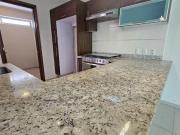Casa en Venta en Bosque Real Santa Anita – 4 Recámaras +...