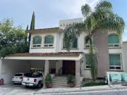 CASA EN VENTA EN BOSQUENCINOS