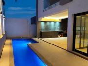 CASA EN VENTA EN BOSQUES CON ALBERCA