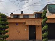 Casa en venta en Bosques de Aragon, Nezahualcóyotl, México