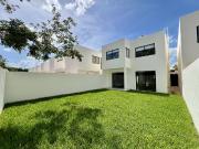 CASA EN VENTA EN BOSQUES DE CHOLUL, BIANCA PLUS, ENTREGA...