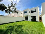 CASA EN VENTA EN BOSQUES DE CHOLUL, BIANCA PLUS, ENTREGA...