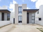 Casa en Venta en Bosques de Cholul de 3 habitaciones 1...