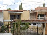 CASA EN VENTA EN BOSQUES DE LA VICTORIA CERCA DE EXPO...