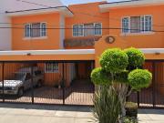 Casa en venta en Bosques de La Victoria, Guadalajara,...