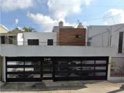 Casa en venta en Bosques de La Victoria, Guadalajara,...