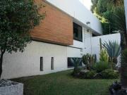 Casa en Venta en Bosques de las Lomas, céntrica y calle...