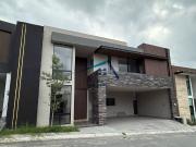 Casa en Venta en Bosques de las Misiones, en Carretera... Casa en Venta en Bosques de las Misiones, en Carretera...