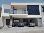 Casa en venta en Bosques de las Misiones Sector Encino,...