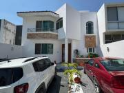 Casa en venta en Bosques de Santa Aniita