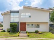 Casa en venta en Bosques de Santa Anita en esquina 4...