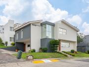 Casa en venta en Bosques de Santa Anita en esquina 4...