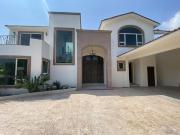 Casa en Venta en Bosques de Valle Alto