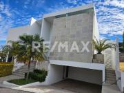 CASA EN VENTA EN BOSQUES DE VERSALLES