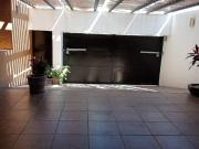 CASA EN VENTA EN BOSQUES DEL REFUGIO CON 6 RECÁMARAS